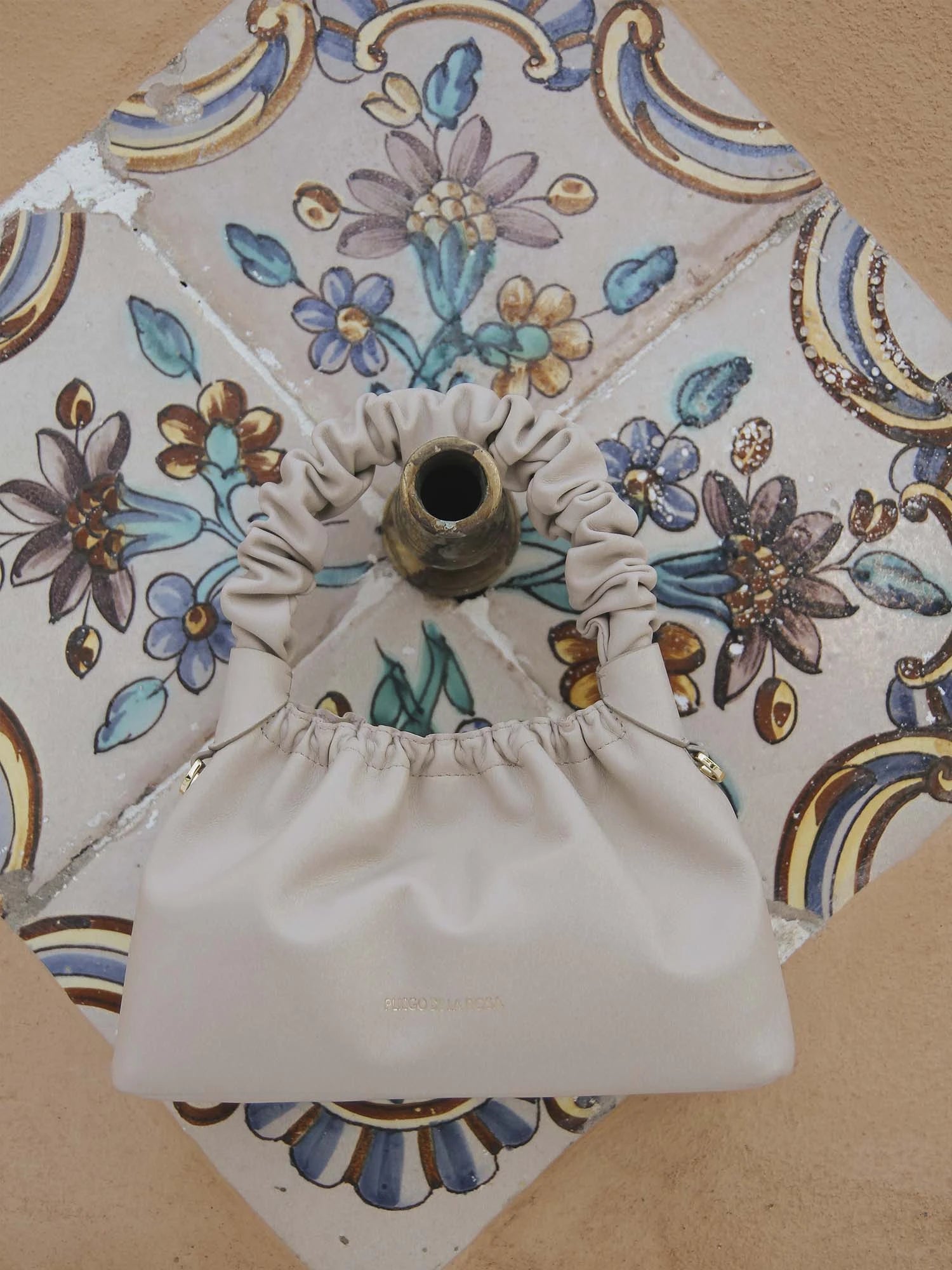 Mini Tango Ivory Edition – Bolso en piel de napa de vacuno