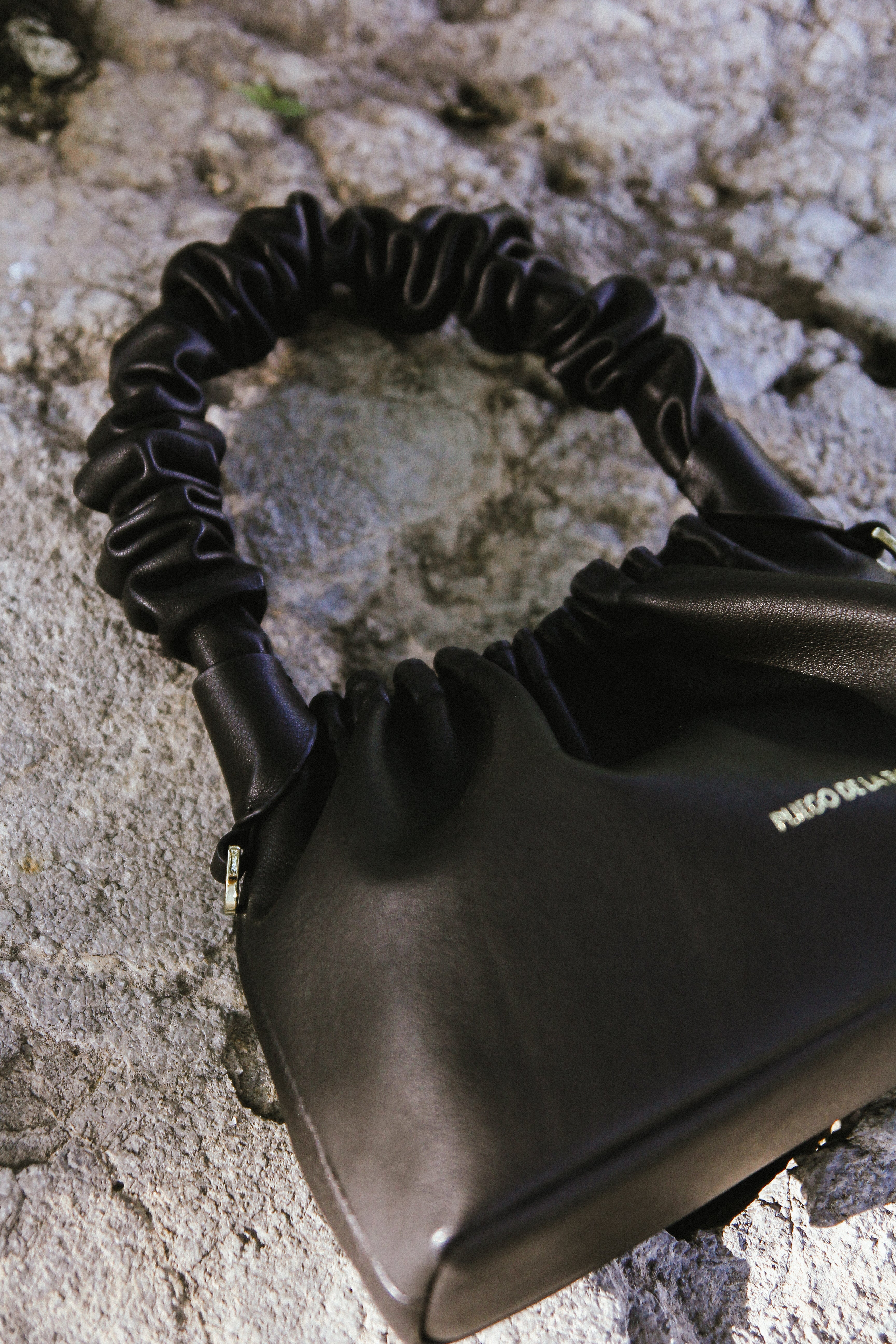 BOLSO DE PIEL HECHO EN ESPAÑA, HECHO EN UBRIQUE. DISEÑO EXCLUSIVO EDICIÓN LIMITADA