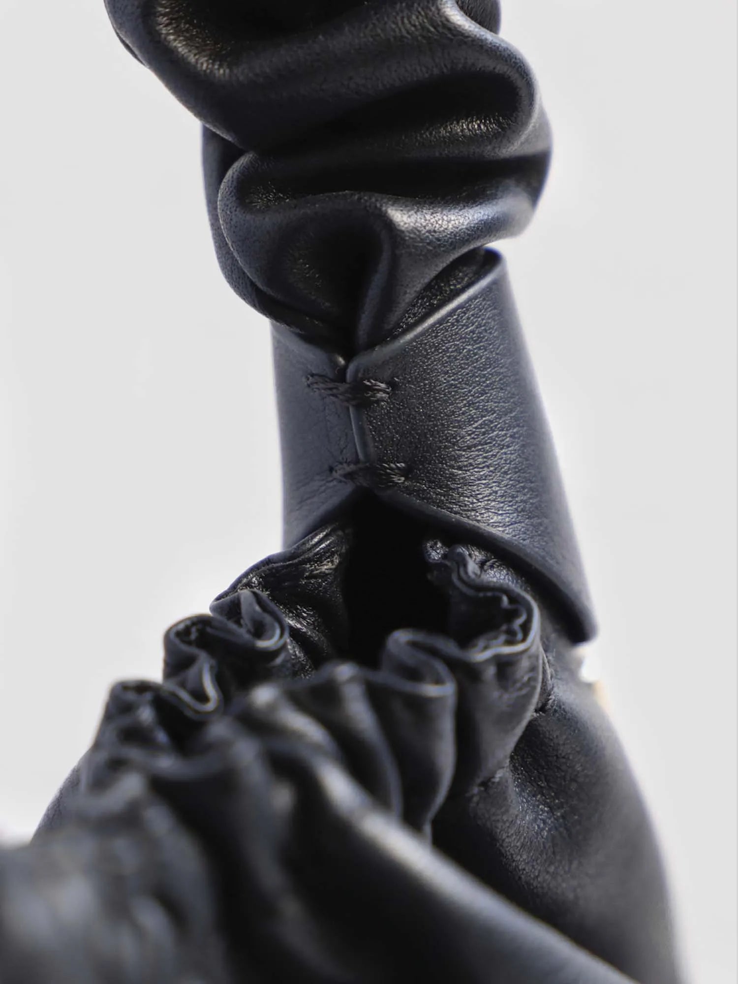 Mini Tango Black Edition - Bolso en piel de Napa de vacuno